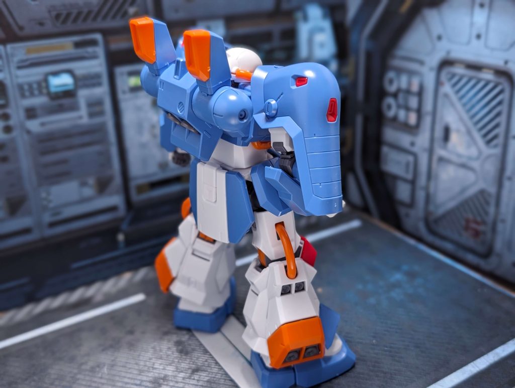 HG 1/144 ホビー・ハイザック (A.O.Z RE-BOOT版)
後ろ姿